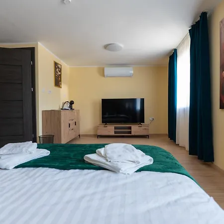 Kalvaria Panzio Bed & Breakfast